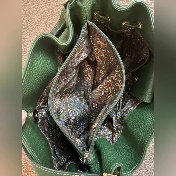 Green Leather MAXX Shoulder Bag - Picture 6 of 10